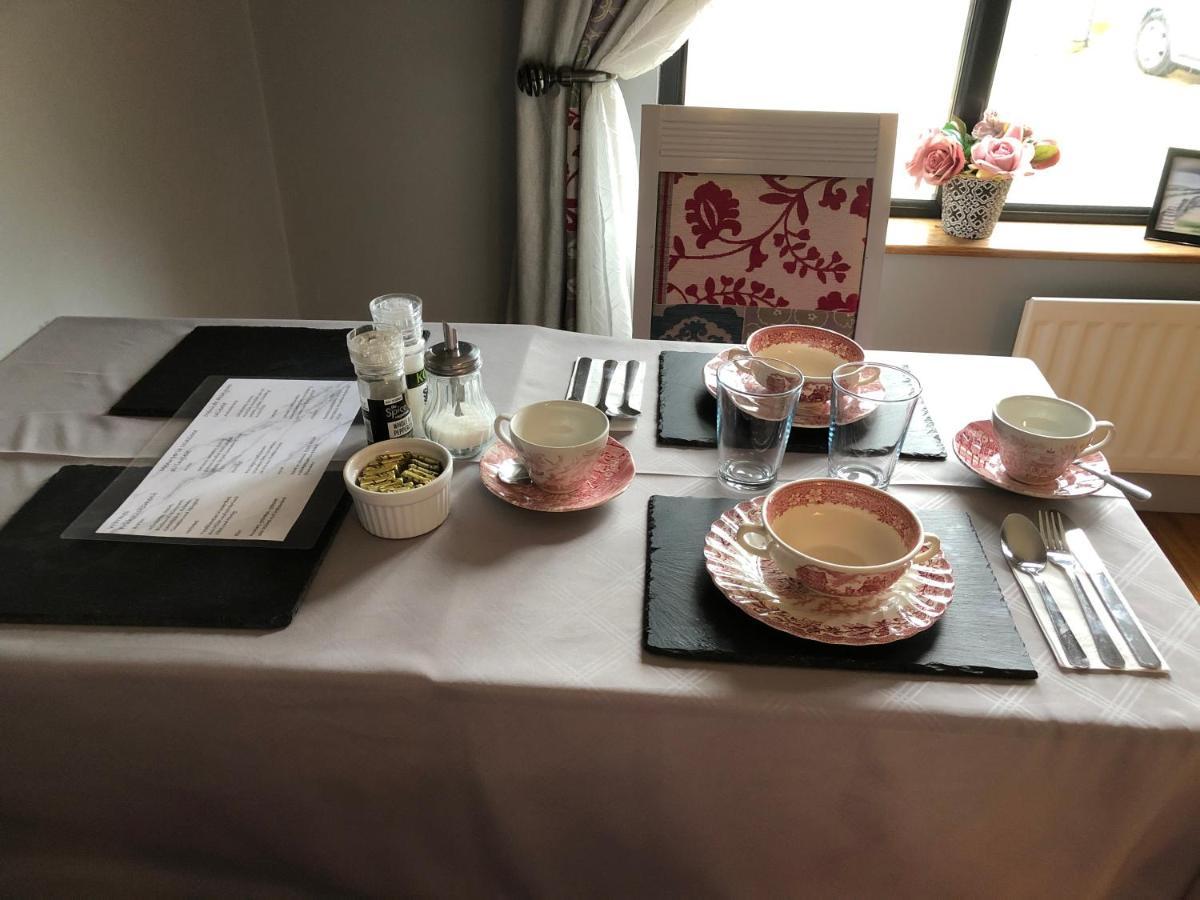 Bed and Breakfast Red Row House Burnfoot Exteriér fotografie